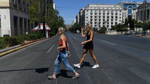 Βερολίνο: Ανοιχτό το ενδεχόμενο για γερμανούς τουρίστες φέτος στην Ελλάδα