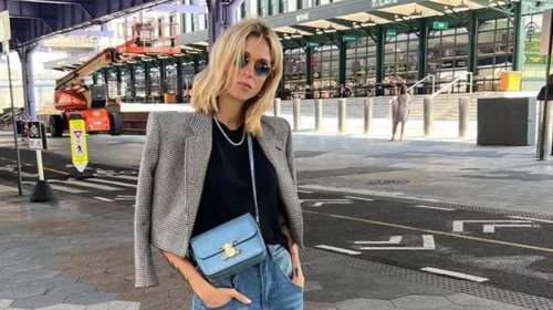 Σοφία Καρβέλα: Η εντυπωσιακή αλλαγή στην εμφάνιση της τα τελευταία 22 χρόνια