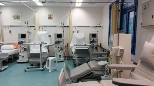 Πράξη αλληλεγγύης από τη Νάξο που φιλοξενεί εδώ και ένα μήνα νεφροπαθείς από την Πάρο