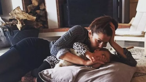 Κλέλια Ρένεση: &quot;Τρία χρόνια μάνα! Και τα στραβά μου συγχωρέστε μου…&quot;