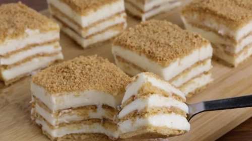 Εύκολο γλυκό ψυγείου που θυμίζει μιλφέιγ - Χωρίς αυγά και χωρίς αλεύρι, μόνο με τρία υλικά
