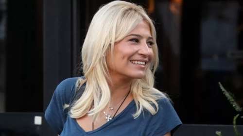 Φαίη Σκορδά: Στην κουζίνα του νέου της σπιτιού φτιάχνει γλυκό του κουταλιού