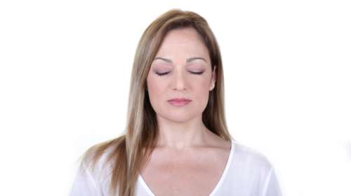 Ελένη Καρακάση: Η ηθοποιός μιλάει για τις εξαντλητικές δίαιτες: &#39;&#39;Είχα φτάσει 49 κιλά και με έβλεπα χοντρή&#39;&#39;