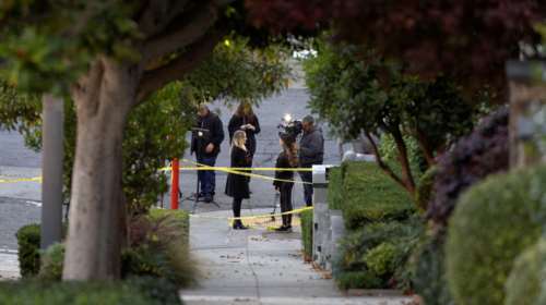 ΗΠΑ: Σε κάθειρξη 30 ετών καταδικάστηκε ο άνδρας που εισέβαλε στο σπίτι της Νάνσι Πελόζι και τραυμάτισε τον σύζυγό της