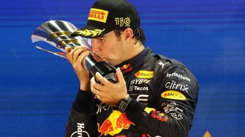 F1 GP Σιγκαπούρης: Νίκη Perez εμπρός από τις Ferrari