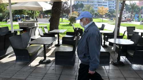 Τι συμβαίνει στην Αχαϊα: Τρίτη στα κρούσματα μετά από Αθήνα, Θεσσαλονίκη - Ο θετικός κρεοπώλης και ο παράνομος αστυνομικός