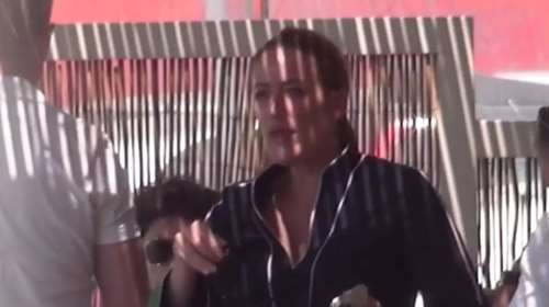 Στη Μύκονο η Ρομπέρτα Μέτσολα: Ενθουσιάστηκε με το ελληνικό φαγητό η πρόεδρος του Ευρωπαϊκού Κοινοβουλίου [βίντεο]