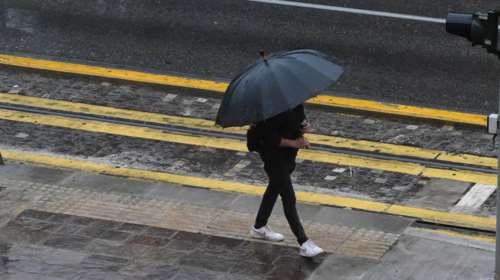Καιρός: Πέφτει σήμερα η θερμοκρασία - Σε αυτές τις περιοχές θα εκδηλωθούν τοπικές βροχές