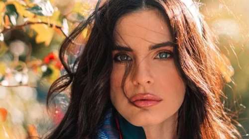 Χριστίνα Μπόμπα: Μετέτρεψε το σπίτι της στο απόλυτο χριστουγεννιάτικο όνειρο