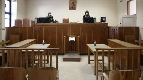 Νάουσα: "12 χρόνια δεν πείραξα" - Ελεύθερος μέχρι τη δίκη ο 59χρονος που συνελήφθη για παρενόχληση μαθητριών
