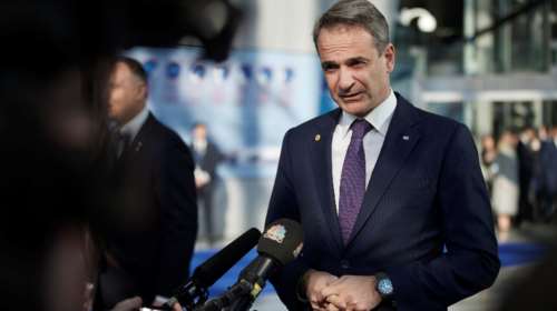 Μητσοτάκης στο ΝΑΤΟ: Θα στείλουμε ξεκάθαρο μήνυμα στήριξης στην Ουκρανία - Να μην υπάρξουν &quot;διαρροές&quot; για τις κυρώσεις