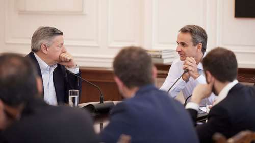 Μαξίμου: Με τον CEO του Netflix συναντήθηκε ο Κυριάκος Μητσοτάκης