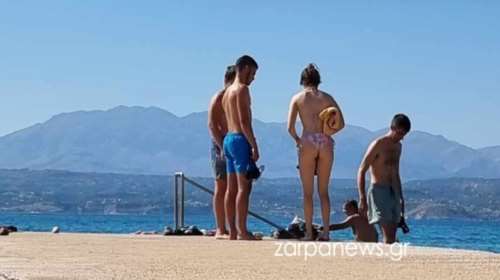 Στα Χανιά ο Κυριάκος Μητσοτάκης - Φωτογραφίες από την αγαπημένη του παραλία