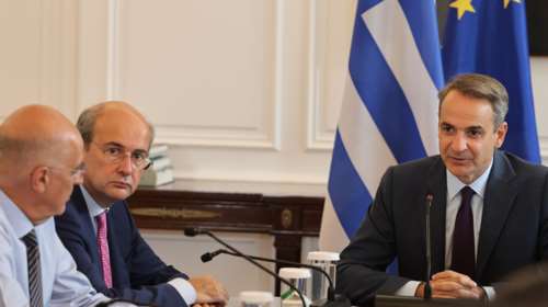 Ο Μητσοτάκης επανήλθε στις κυριακάτικες αναρτήσεις στο facebook: Τι έγραψε για φωτιές και νέες ταυτότητες