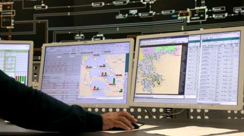 Macquarie: Ποιος είναι ο οικονομικός κολοσσός των 427,3 δισ. δολαρίων που αγόρασε το 49% του ΔΕΔΔΗΕ