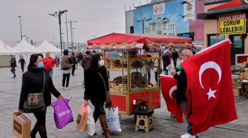H Τουρκία διψάει: Οι Ιμάμηδες προσεύχονται για βροχή - Η Κωνσταντινούπολη μπορεί να ξεμείνει από νερό σε 45 μέρες