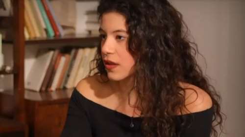 Η κόρη του Σταύρου Θεοδωράκη μιλά πρώτη φορά για τον πατέρα της - Η μάχη με τον καρκίνο που τη &quot;διέλυσε&quot; [βίντεο]