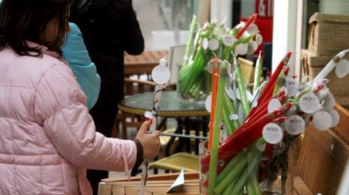 Ανοικτά τα καταστήματα την Κυριακή των Βαΐων - Το ωράριο της Μεγάλης Εβδομάδας σε εμπορικά, mall και κρεοπωλεία