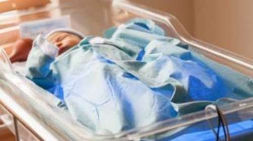 Πώς αντιμετωπίζονται τα συμπτωματικά νεογνά με διάγνωση κοροναϊού