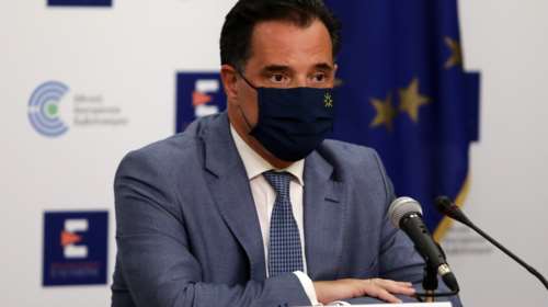 Άδωνις Γεωργιάδης: Δεν θα απέκλεια απόλυση εργαζόμενου που επιμένει να είναι ανεμβολίαστος [Βίντεο]