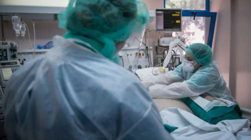 Κορονοϊός: Σοκάρει η μαρτυρία 47χρονης – &quot;Αισθανόμουν ότι μου σπάνε όλα τα κόκαλα&quot; [βίντεο]