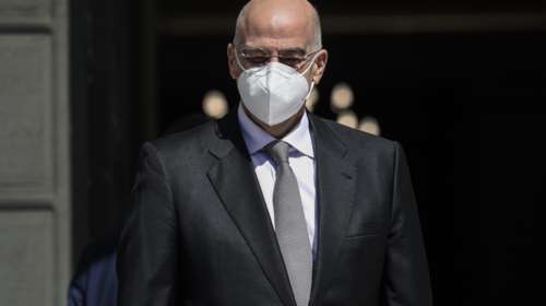 Δένδιας: &quot;Μαστίγιο και καρότο&quot; στην Τουρκία - Η Ελλάδα υποστηρίζει τη διττή προσέγγιση της ΕΕ