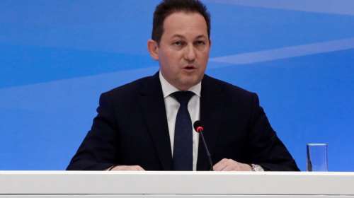 Νέο ξεκάθαρο μήνυμα Πέτσα στη Τουρκία: Ή αποκλιμάκωση ή κυρώσεις