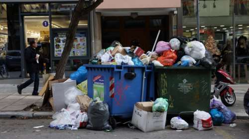 Μύκονος-Σαντορίνη-Κέρκυρα πνίγονται στα σκουπίδια - Κίνδυνος να &quot;παγώσουν&quot; έργα διαχείρισης μισού δισ. ευρώ