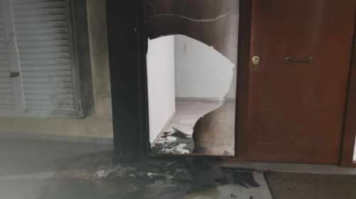 Εκρηξη σε είσοδο πολυκατοικίας στον Χολαργό τα ξημερώματα