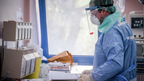 Κορονοϊός: Μεγαλώνει η λίστα των νεκρών - Κατέληξαν 9 σε λίγες ώρες, 543 συνολικά οι θάνατοι