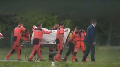 Ρόμπερτ Φίτσο: Συγκλονιστικές εικόνες από τη μεταφορά του τραυματισμένου Σλοβάκου πρωθυπουργού [Βίντεο]