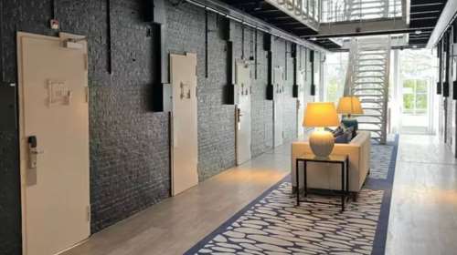 Προετοιμασία της ΑΕΚ στην Ολλανδία: Πρώην φυλακή το ξενοδοχείο που θα μείνουν οι παίκτες της Ένωσης [Εικόνες]