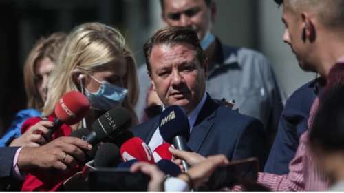 Απόστολος Λύτρας: Ποια είναι η καλλονή σύζυγός του [Εικόνες]