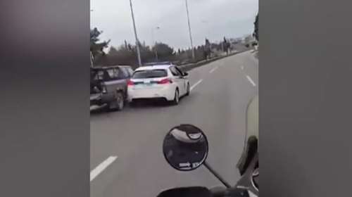 Απίστευτο βίντεο: Κακοποιοί εμβολίζουν με αγροτικό, περιπολικό της Αστυνομίας στη Θεσσαλονίκη