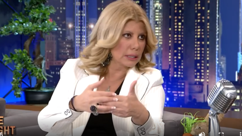 Ζήνα Κουτσελίνη: Ο πατέρας μου μαχαίρωσε με φαλτσέτα τη μάνα μου, τη σκότωνε μπροστά μου