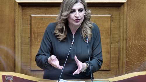 Λιακούλη για θέμα ηγεσίας στο ΠΑΣΟΚ: Είναι η στιγμή να εκφραστούν όλα ελεύθερα [βίντεο]