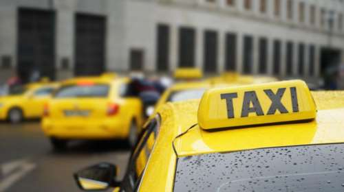 Οδηγοί ταξί: Ποια εφαρμογή έχει τη μικρότερη προμήθεια, τα μεγαλύτερα περιθώρια κέρδους &amp; την πιο άμεση υποστήριξη