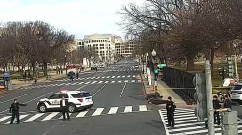 Συναγερμός στο Καπιτώλιο: Άνδρας συνελήφθη επειδή οδηγούσε πάνω σε πεζοδρόμιο