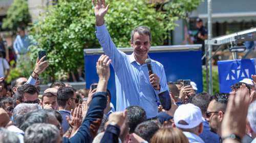 Μητσοτάκης από Ρέθυμνο: Να μην ξανασηκώσει κεφάλι ο λαϊκισμός των λεφτόδεντρων - Μήνυμα σταθερότητας στις ευρωεκλογές