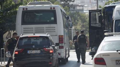 Λαύριο: Ελεύθεροι οι ανήλικοι για την αιματηρή συμπλοκή έξω από το ΕΠΑΛ - Ποινική δίωξη στον ενήλικα συλληφθέντα