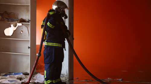 Τραγωδία στο Βύρωνα: Νεκρή 50χρονη από φωτιά στο σπίτι της