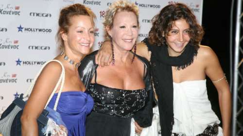 Μάρθα Κουτουμάνου - Αίθρα Λυκουρέζου: Αυτή είναι η βίλα για την οποία &quot;σκοτώνονται&quot; οι κόρες της Ζωής Λάσκαρη [Εικόνες]