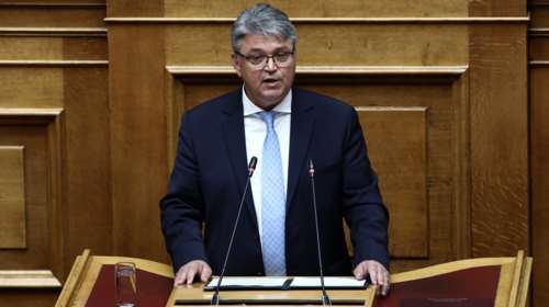 Στο πλευρό του Πούτιν η Νίκη: Κατηγορεί την κυβέρνηση για εχθρική πολιτική κατά της Ρωσίας