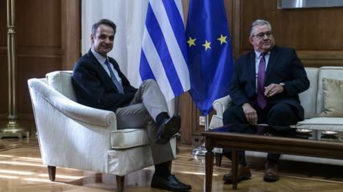 Ολοκληρώθηκαν οι συναντήσεις Μητσοτάκη με τους πολιτικούς αρχηγούς - Τι δήλωσαν Κουτσούμπας και Βαρουφάκης