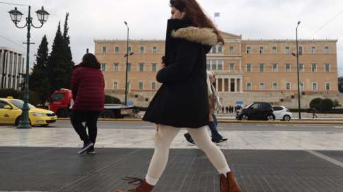 Καιρός: Ηλιοφάνεια και τσουχτερό κρύο στις περισσότερες περιοχές της χώρας σήμερα - Πού θα βρέξει