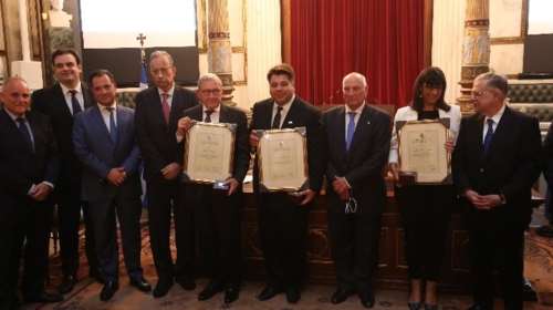 Σε Γιουνκέρ, Λου και Ρέγκλινγκ το διεθνές Βραβείο Φιλελληνισμού Lord Byron