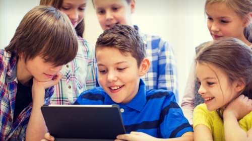 Το Vodafone TV κοντά σε ανθρώπους που έχουν ανάγκη