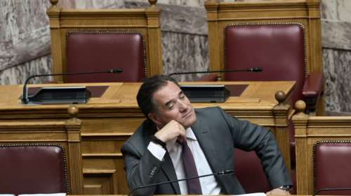 Αγανάκτησε ο Γεωργιάδης: Δεν μπορεί η &quot;αρχιΠΑΣΟΚΑ&quot; Τζάκρη να μιλάει για ανελέητη διαγραφή Σκουρλέτη και Φίλη
