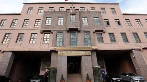 Τουρκικό υπουργείο Άμυνας: Να κρατήσουμε ανοιχτούς δίαυλους επικοινωνίας με την Ελλάδα