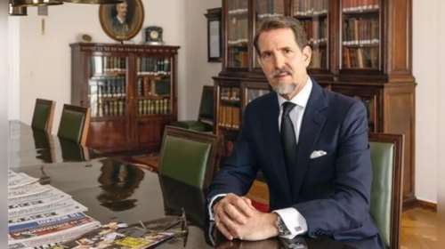 Στους Παξούς για διακοπές ο Παύλος Γλύξμπουργκ και η Μαρί Σαντάλ [εικόνες]